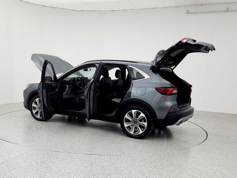 Used 2023 Ford Escape Platinum w/ Premium Technology Package image 12