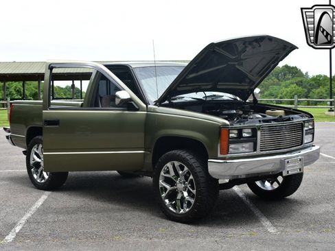 Used 1989 GMC Sierra 1500 4x4 Regular Cab image 9