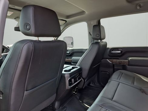 Used 2021 GMC Sierra 3500 Denali image 17