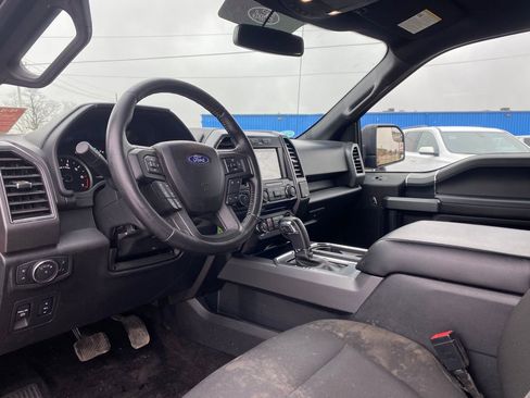 Used 2018 Ford F150 XLT w/ Equipment Group 302A Luxury image 8