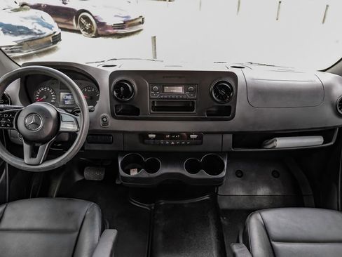 Used 2023 Mercedes-Benz Sprinter 2500 image 11