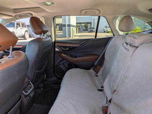 Used 2020 Subaru Outback Touring XT AWD/4WD image 14