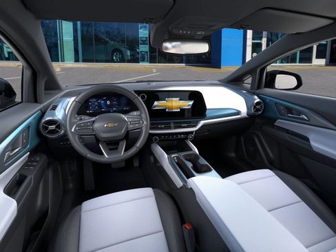 New 2026 Chevrolet Equinox EV LT image 15