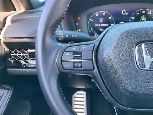 Used 2025 Honda Accord Sport image 24