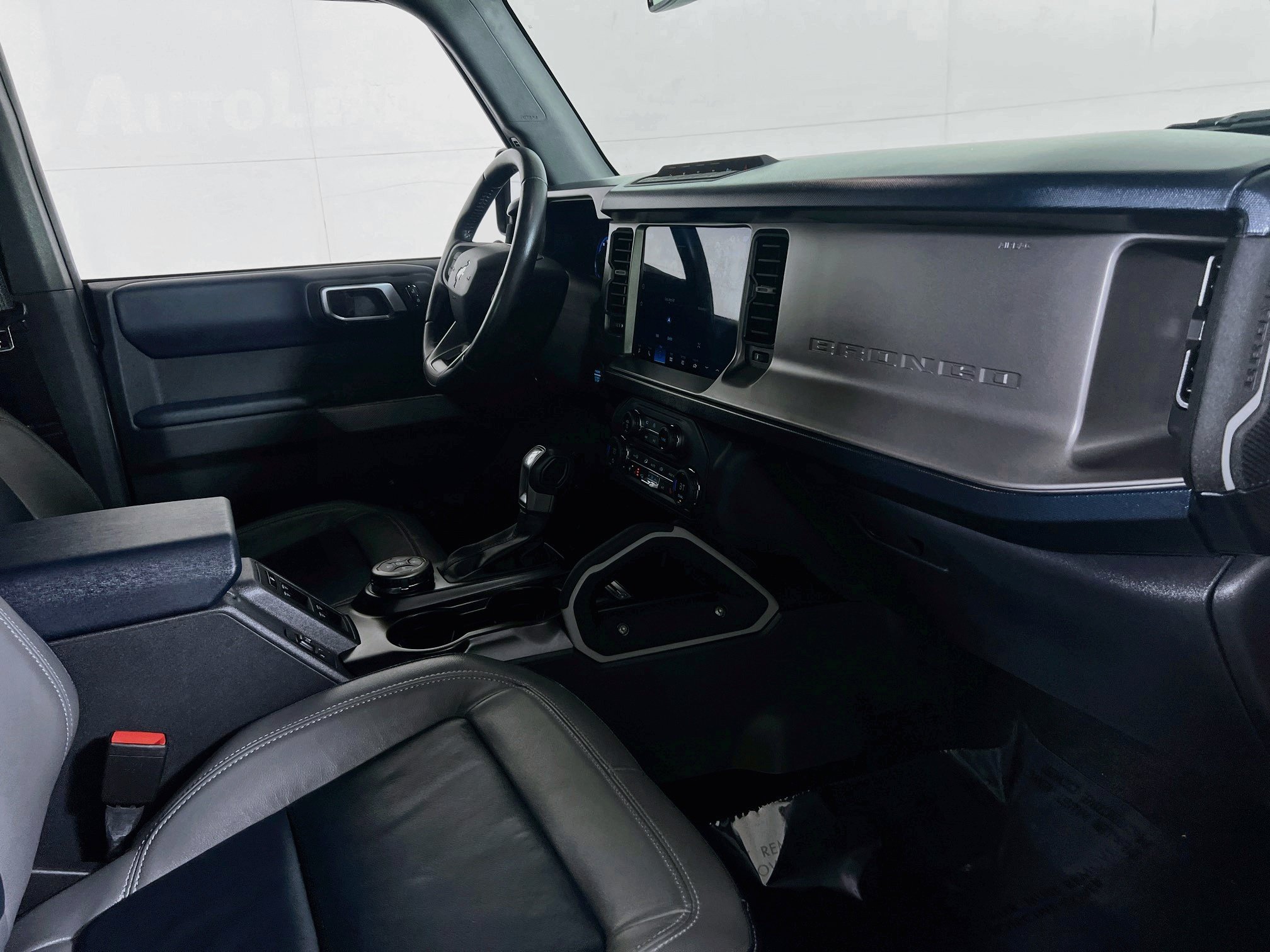 Used 2021 Ford Bronco First Edition AWD/4WD image 28