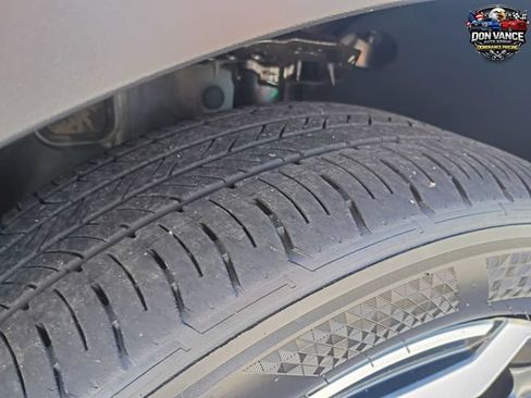 Used 2025 Kia Telluride S FWD image 28