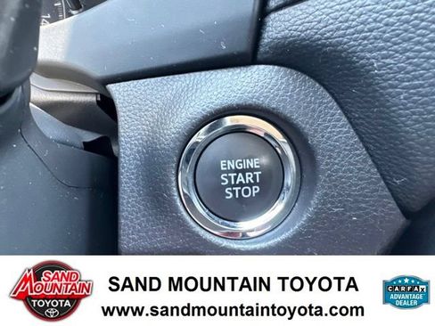 Used 2025 Toyota RAV4 XLE FWD image 16