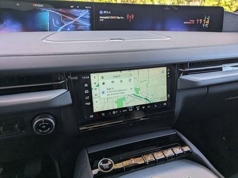 New 2025 Lincoln Navigator L Reserve w/ Jet Appearance Package image 17