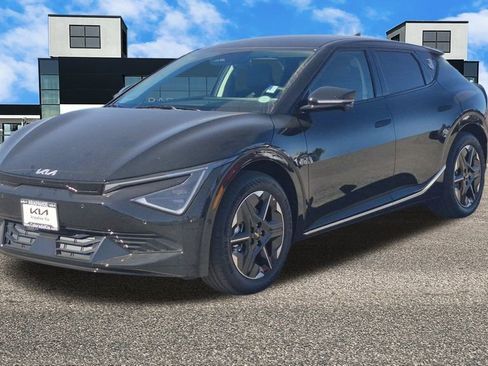 New 2025 Kia EV6 Wind image 4