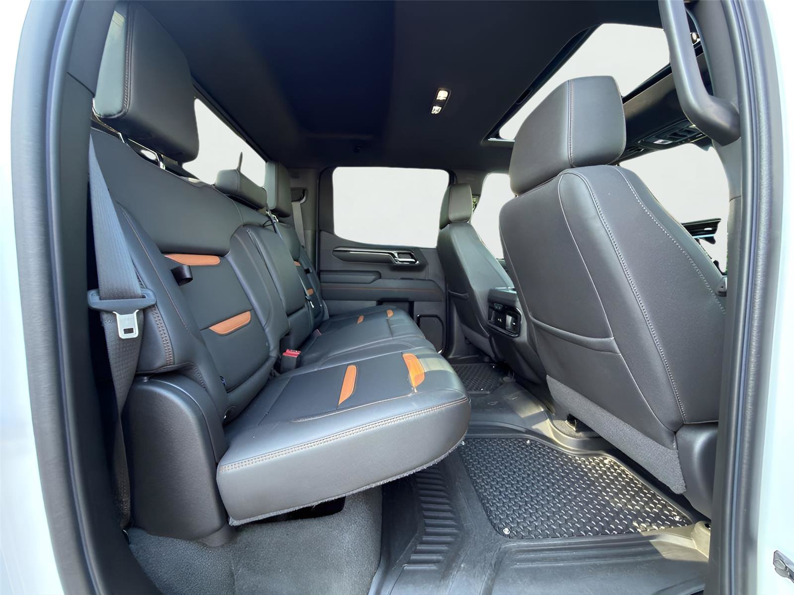 Certified 2022 GMC Sierra 1500 AT4 w/ AT4 Premium Package AWD/4WD image 18