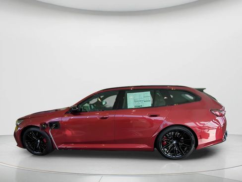 New 2026 BMW M5 Touring AWD/4WD image 8