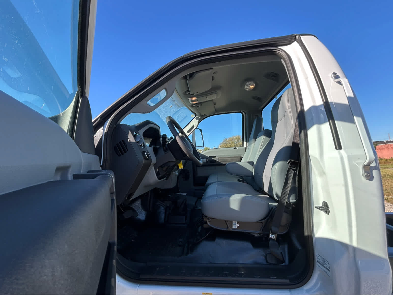 New 2027 Ford F650 2WD Regular Cab Super Duty image 4