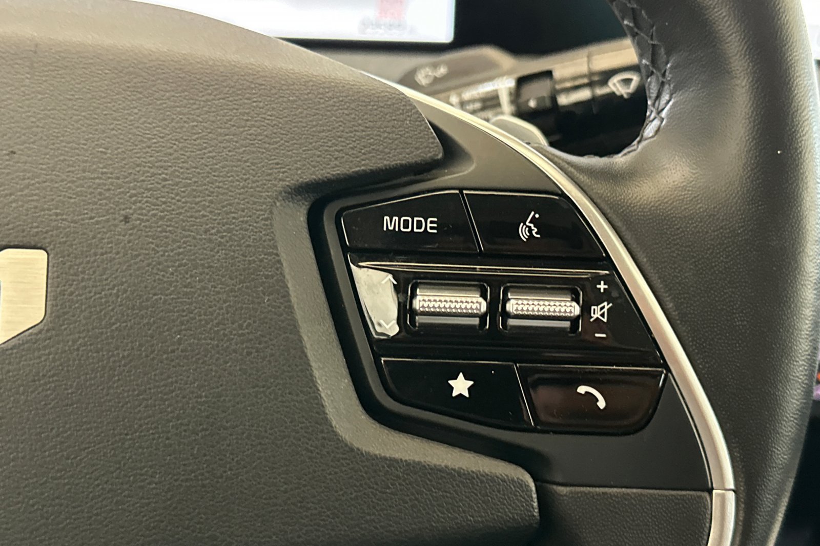 Certified 2024 Kia EV6 Light RWD image 28