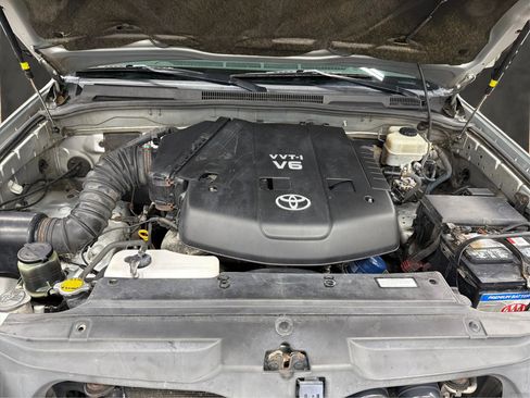 Used 2008 Toyota 4Runner SR5 image 9