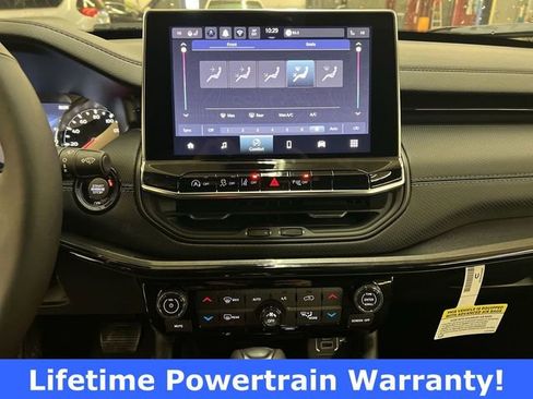 New 2026 Jeep Compass Limited image 21