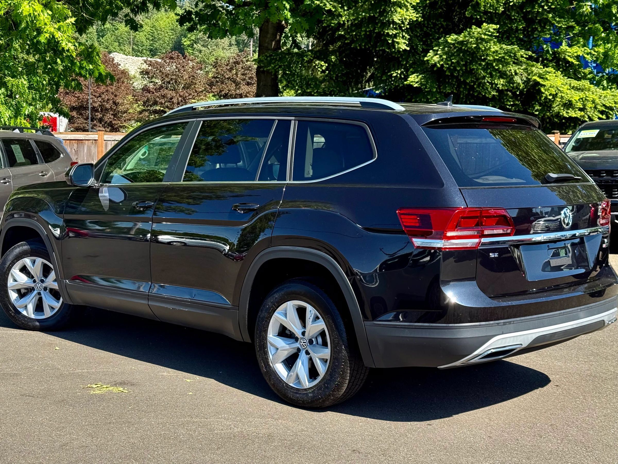 Used 2018 Volkswagen Atlas SE AWD/4WD image 8