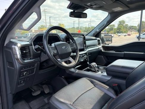 Used 2021 Ford F150 Lariat AWD/4WD image 16