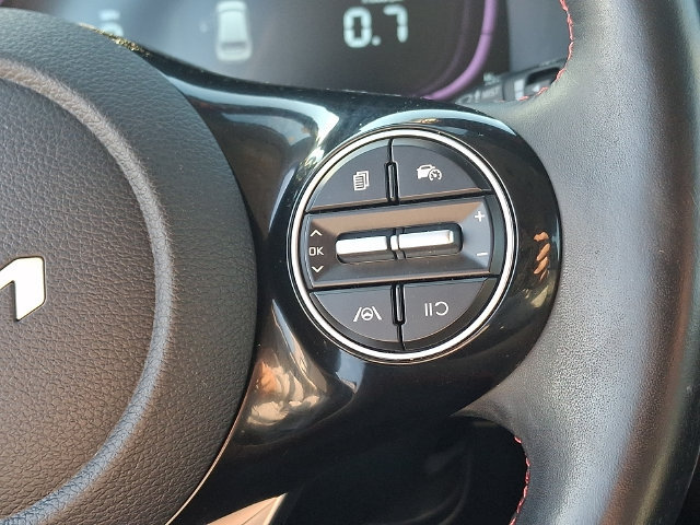 Used 2025 Kia Soul GT-Line FWD image 23