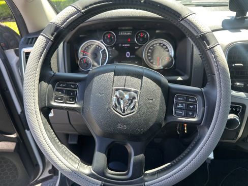 Used 2017 RAM 1500 Big Horn RWD image 2