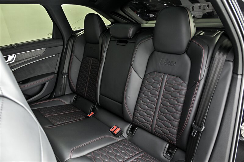 Used 2023 Audi RS 6 AWD/4WD image 20