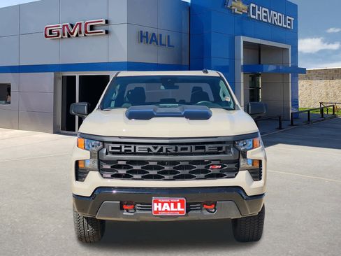 New 2026 Chevrolet Silverado 1500 Custom Trail Boss w/ LPO, Dark Essentials Package image 2