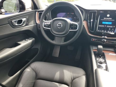 Used 2024 Volvo XC60 B5 Plus AWD/4WD image 14