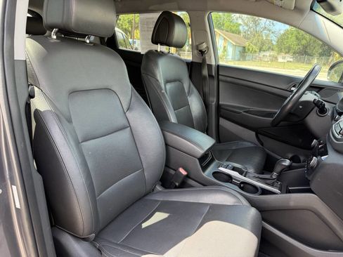 Used 2016 Hyundai Tucson Limited image 25