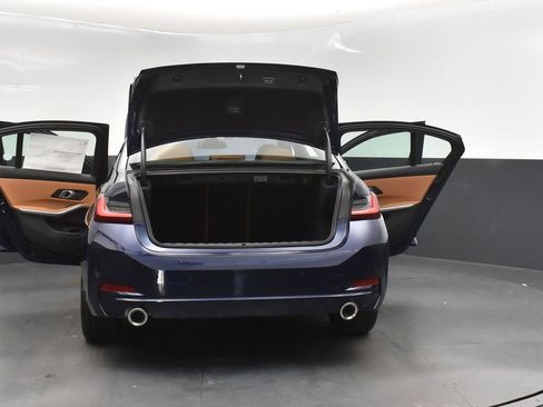 New 2026 BMW 330i 330i w/ Convenience Package image 51