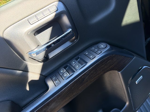 Used 2018 GMC Sierra 1500 Denali w/ Denali Ultimate Package AWD/4WD image 14