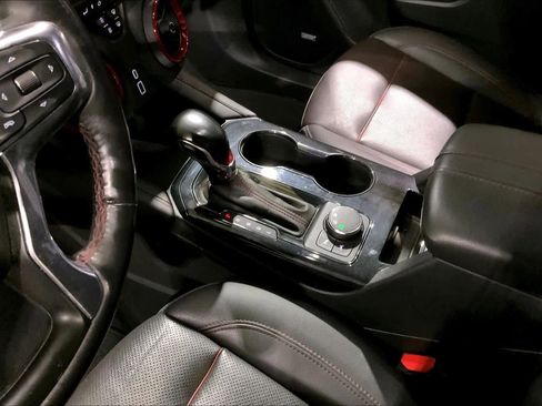 Used 2022 Chevrolet Blazer RS w/ Enhanced Convenience Package image 17