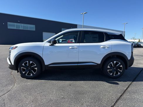 New 2026 Nissan Kicks SV w/ SV Premium Package image 6