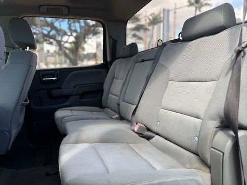 Used 2017 GMC Sierra 1500 2WD Crew Cab w/ Sierra Convenience Package image 11