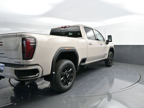 New 2026 GMC Sierra 2500 AT4 w/ AT4 Premium Plus Package image 10