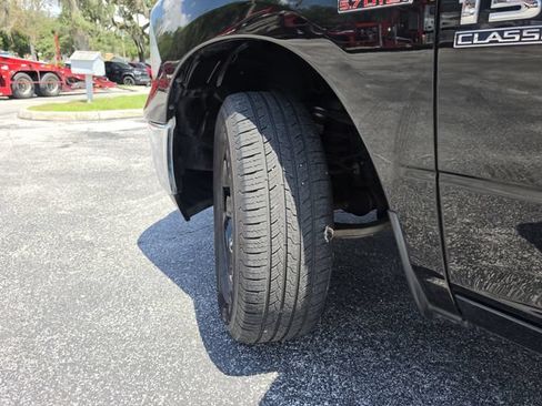 Used 2020 RAM 1500 Classic SLT AWD/4WD image 35
