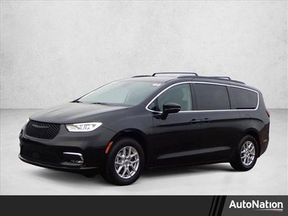 Used 2022 Chrysler Pacifica Touring-L