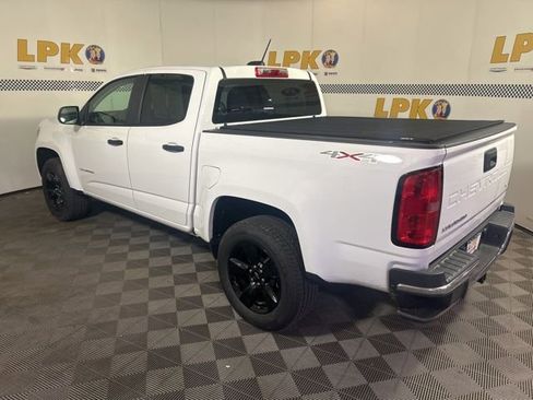 Used 2021 Chevrolet Colorado W/T AWD/4WD image 7