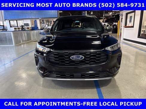 Certified 2023 Ford Escape ST-Line w/ Tech Pack #1 image 7