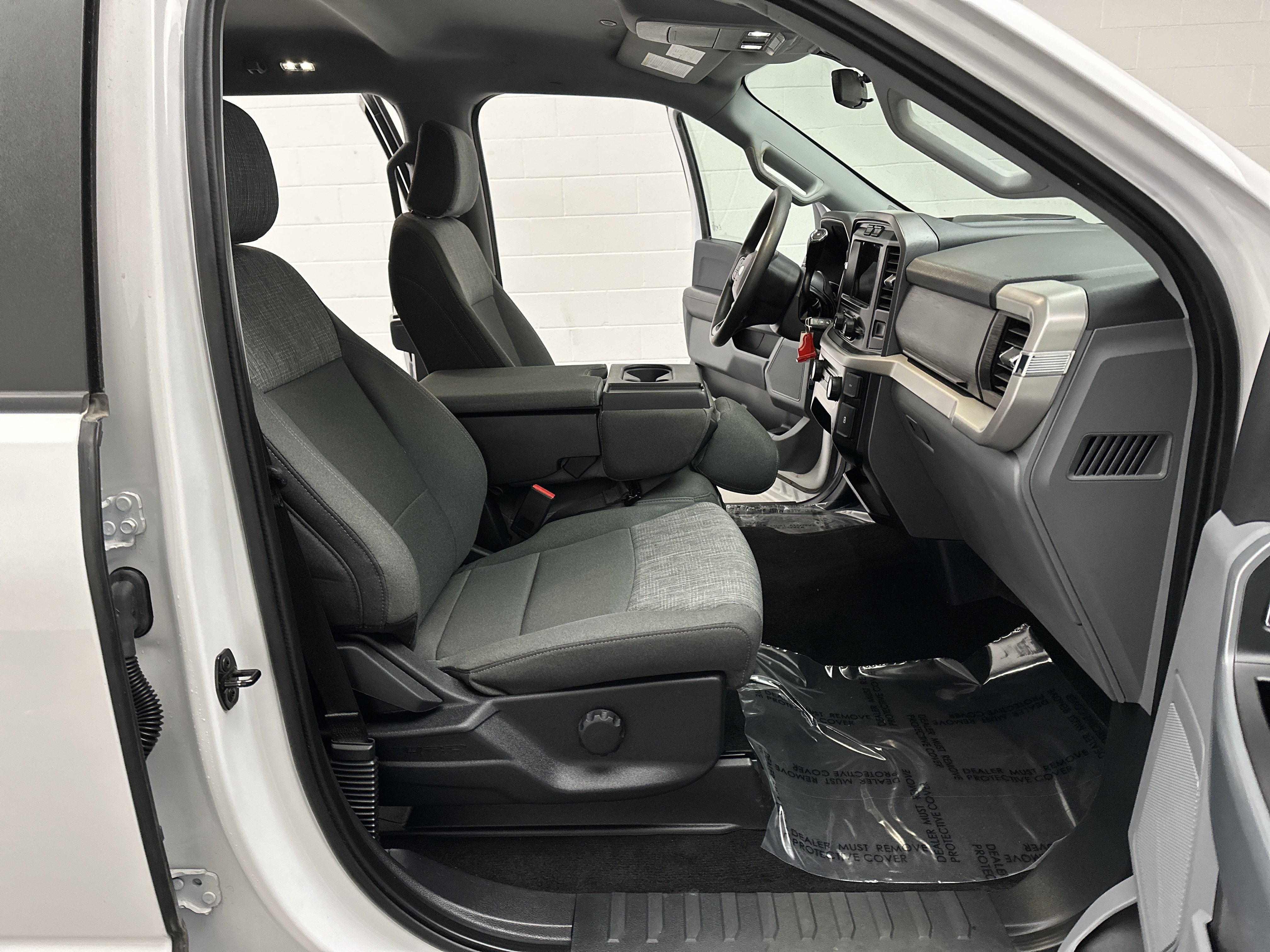 Used 2022 Ford F150 XLT AWD/4WD image 24