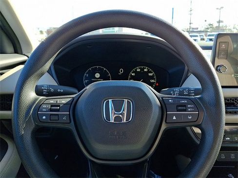 Certified 2026 Honda HR-V LX image 18