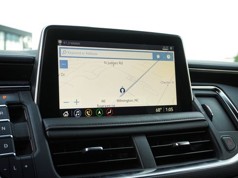 Used 2021 Chevrolet Tahoe RST w/ Luxury Package image 23