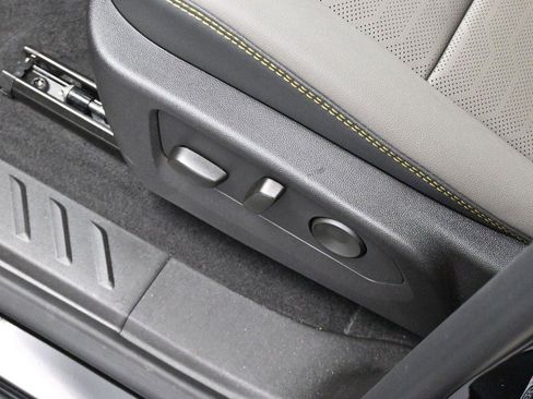 Used 2026 Chevrolet Colorado ZR2 AWD/4WD image 13