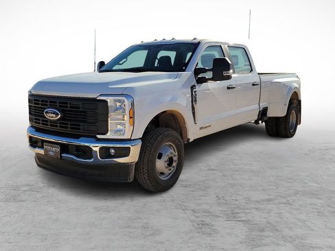 New 2026 Ford F350 XL image 5