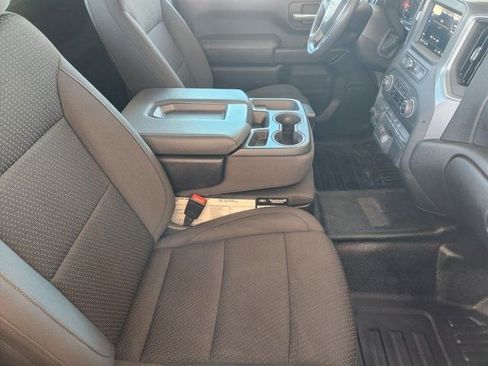 Used 2025 Chevrolet Silverado 2500 W/T image 19