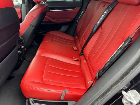Used 2018 BMW X6 sDrive35i RWD image 11