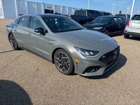 Used 2022 Hyundai Sonata N Line FWD image 2