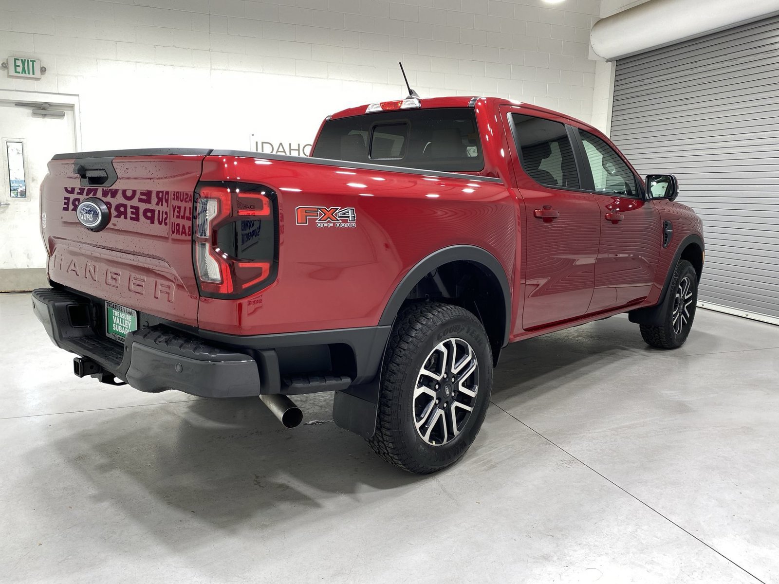 Used 2025 Ford Ranger Lariat w/ FX4 Off-Road Package AWD/4WD image 8