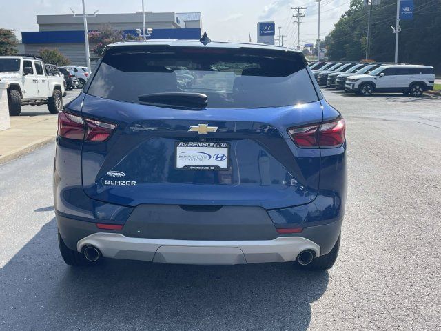 Used 2022 Chevrolet Blazer LT FWD image 5