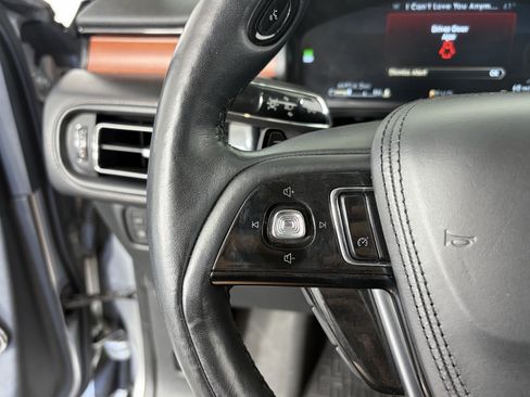 Used 2020 Lincoln Aviator Grand Touring w/ Elements Package Plus AWD/4WD image 32