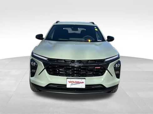 Used 2024 Chevrolet Trax RS w/ Driver Confidence Package image 12