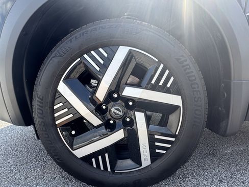 Used 2026 Nissan Kicks SV FWD image 12